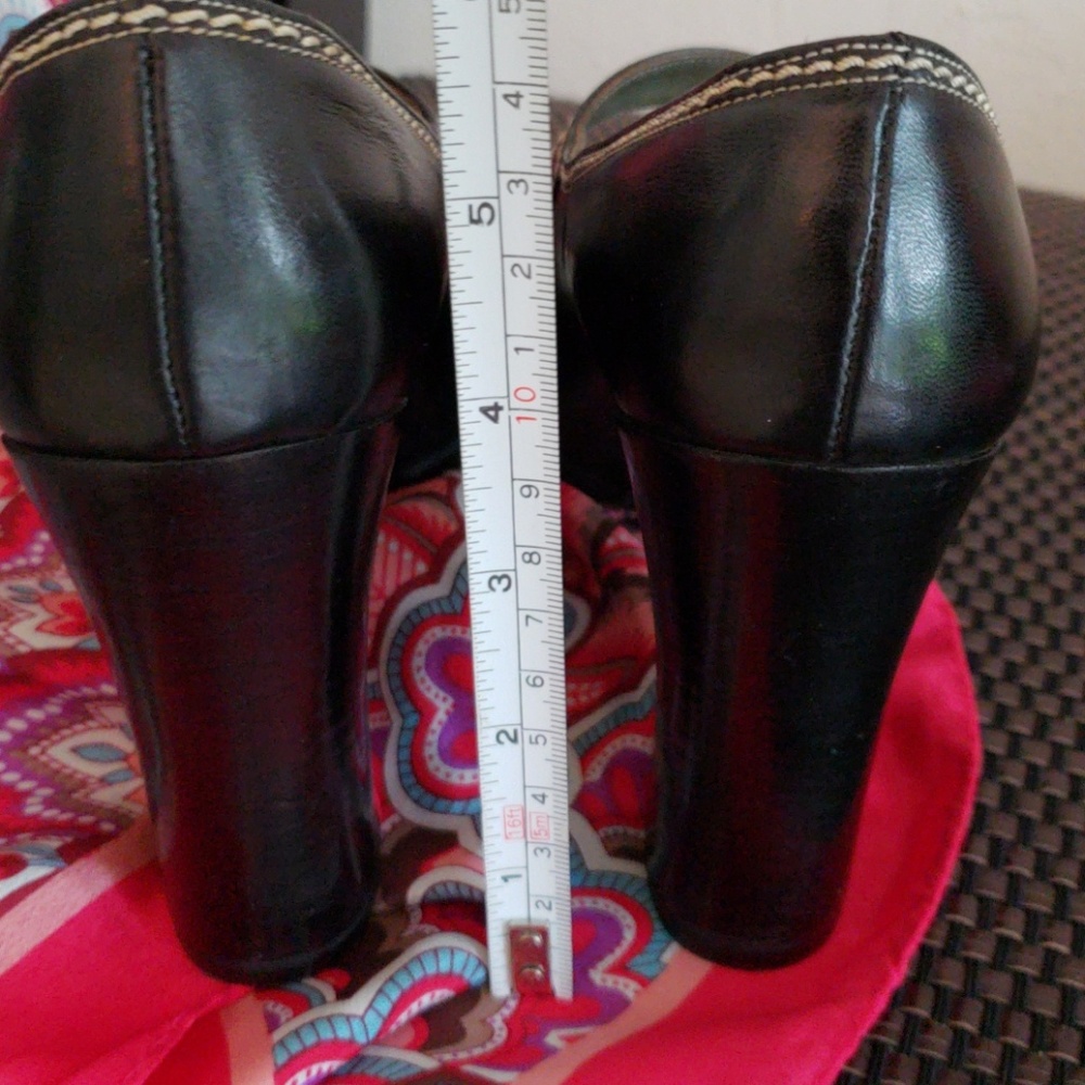 🔥HP🔥 True VTG Charles Jourdan black 4"shoes, sz 7 1/2 - Picture 8 of 8